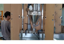 三（sān）七粉灌裝機