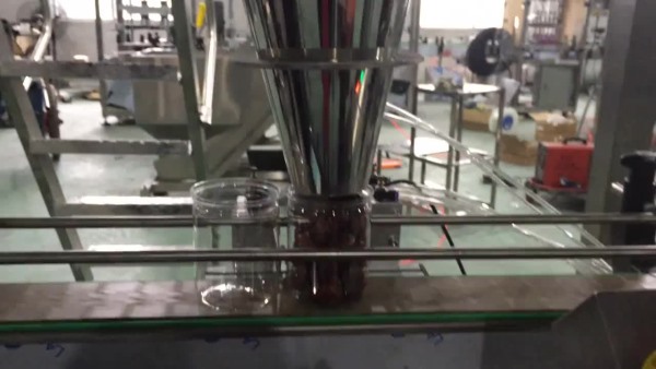 14頭秤大棗灌（guàn）裝（中性）